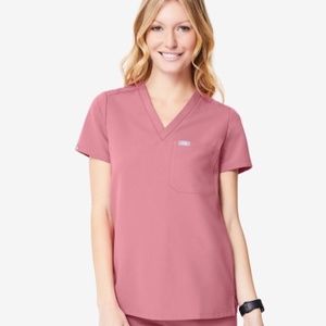 FIGS Catarina Scrub Top